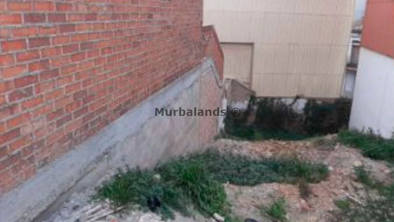 Foto de un terreno o una obra parada para mostrar en el detalle del inmueble