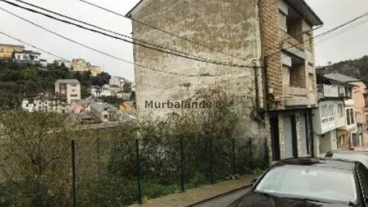 Foto de un terreno o una obra parada para mostrar en el detalle del inmueble