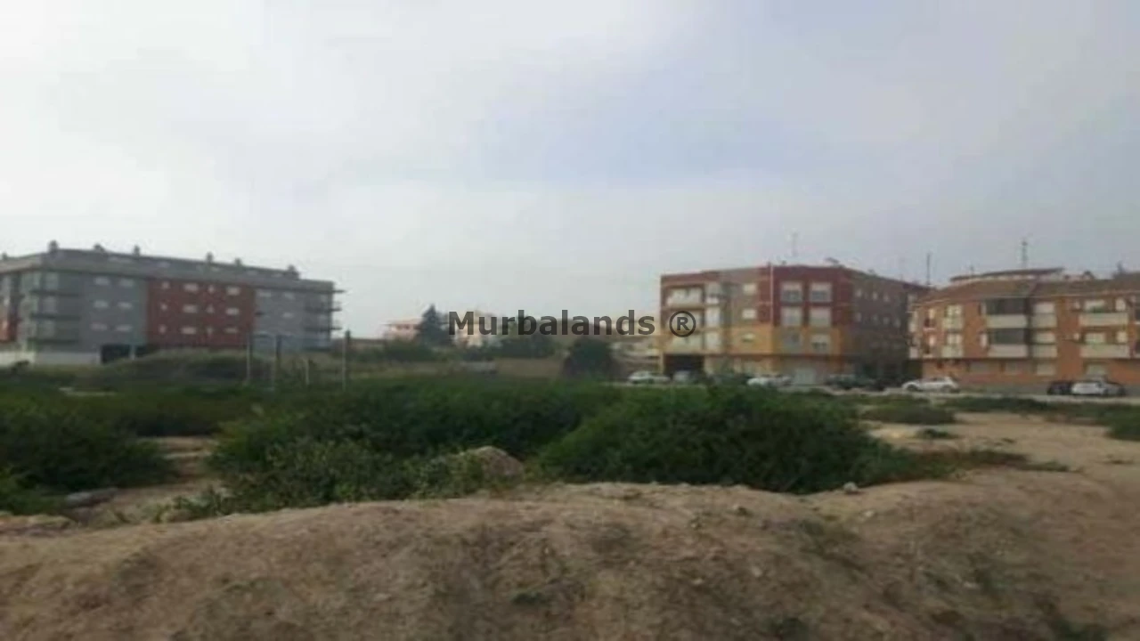 Foto de un terreno o una obra parada para mostrar en el detalle del inmueble