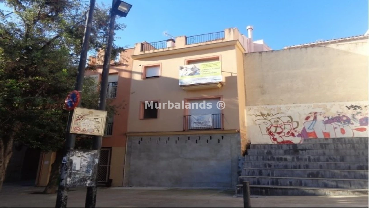 Foto de un terreno o una obra parada para mostrar en el detalle del inmueble