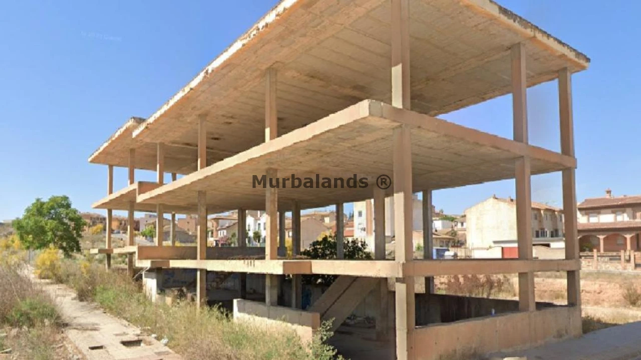 Foto de un terreno o una obra parada para mostrar en el detalle del inmueble