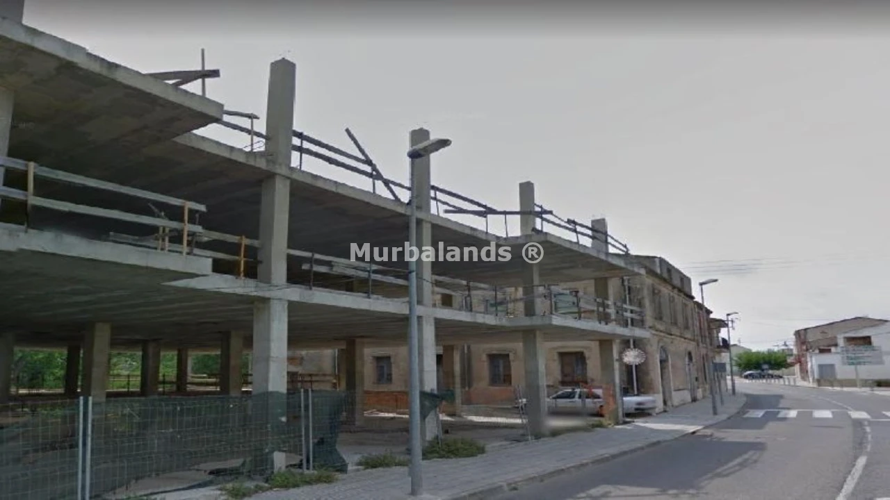 Foto de un terreno o una obra parada para mostrar en el detalle del inmueble