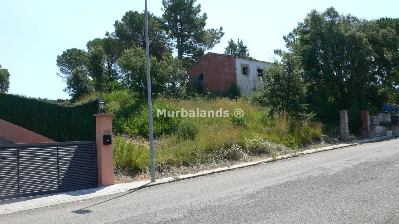 Terreno destacado