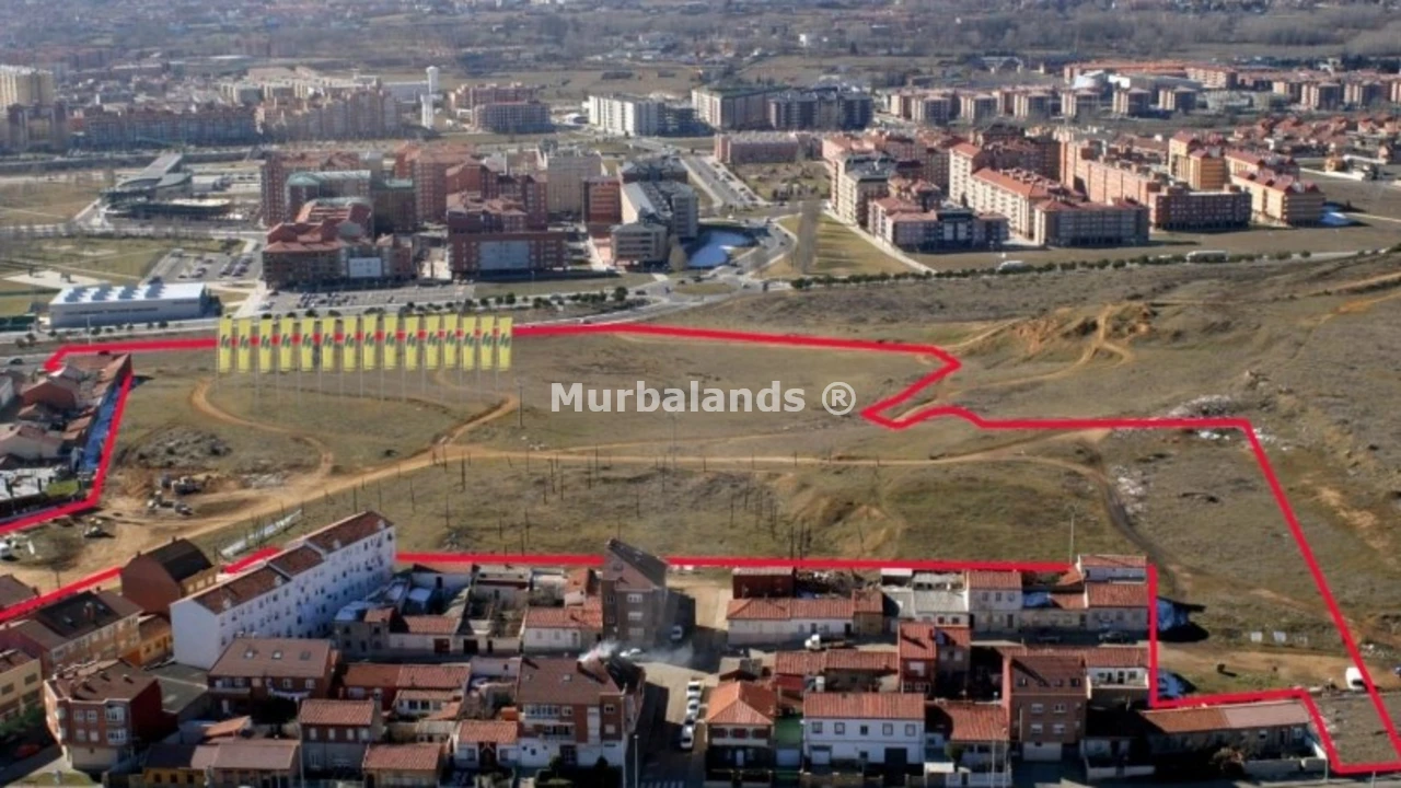 Foto de un terreno o una obra parada para mostrar en el detalle del inmueble