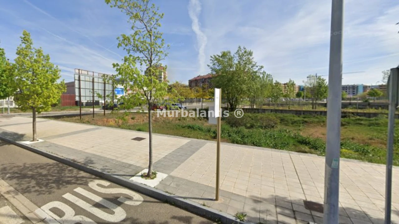 Foto de un terreno o una obra parada para mostrar en el detalle del inmueble