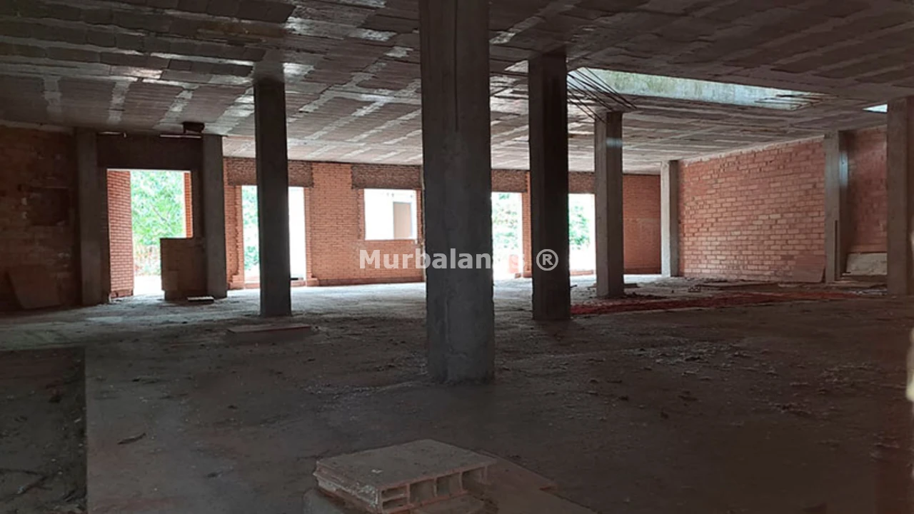 Foto de un terreno o una obra parada para mostrar en el detalle del inmueble