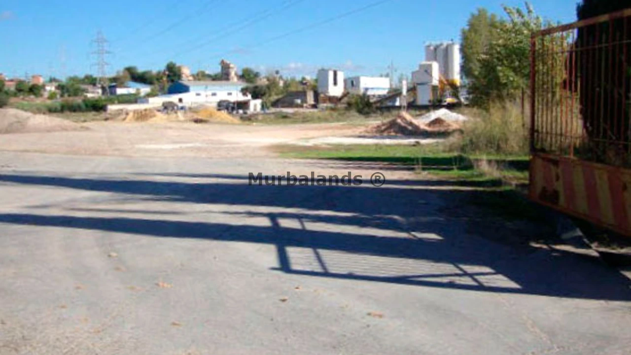 Foto de un terreno o una obra parada para mostrar en el detalle del inmueble