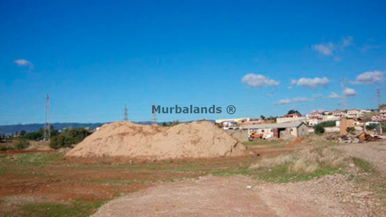 Foto de un terreno o una obra parada para mostrar en el detalle del inmueble