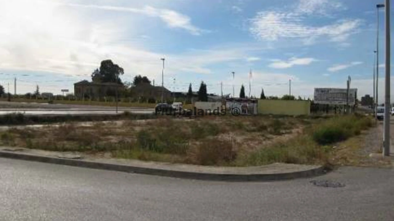 Foto de un terreno o una obra parada para mostrar en el detalle del inmueble