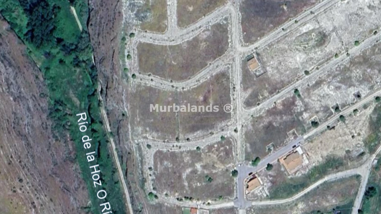 Foto de un terreno o una obra parada para mostrar en el detalle del inmueble