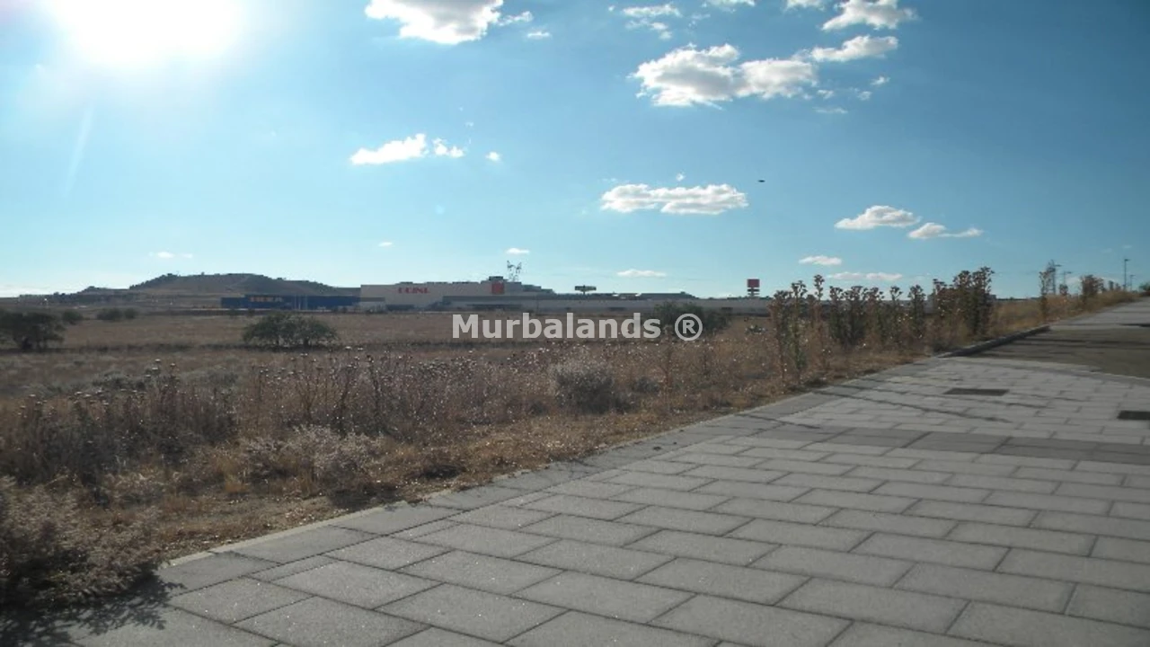 Foto de un terreno o una obra parada para mostrar en el detalle del inmueble