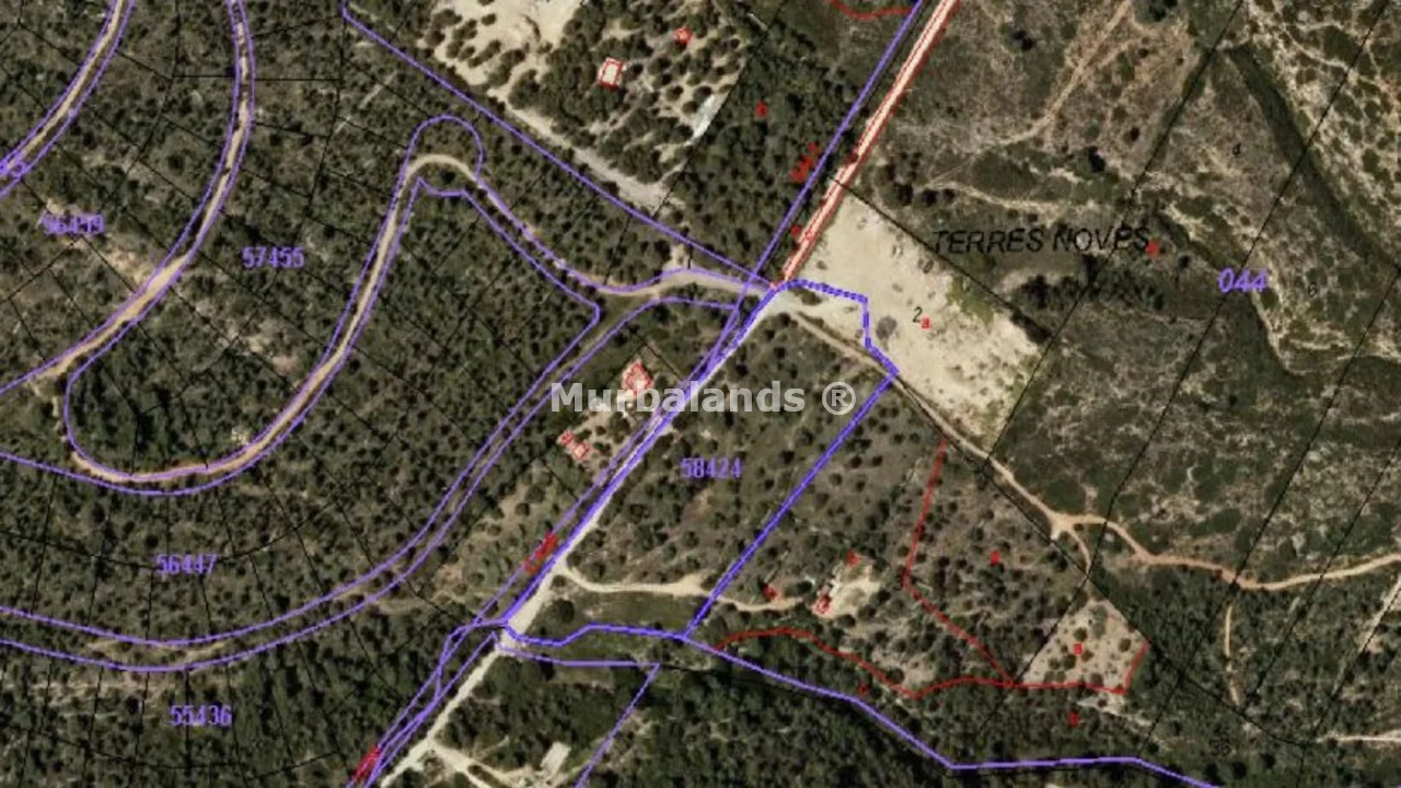 Foto de un terreno o una obra parada para mostrar en el detalle del inmueble