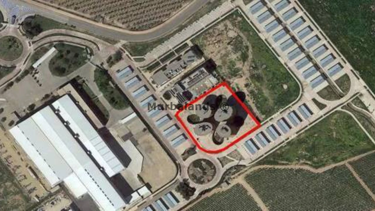 Foto de un terreno o una obra parada para mostrar en el detalle del inmueble