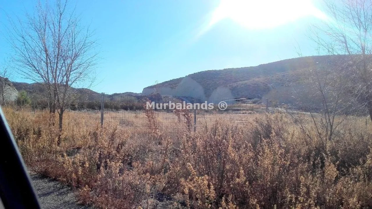 Foto de un terreno o una obra parada para mostrar en el detalle del inmueble