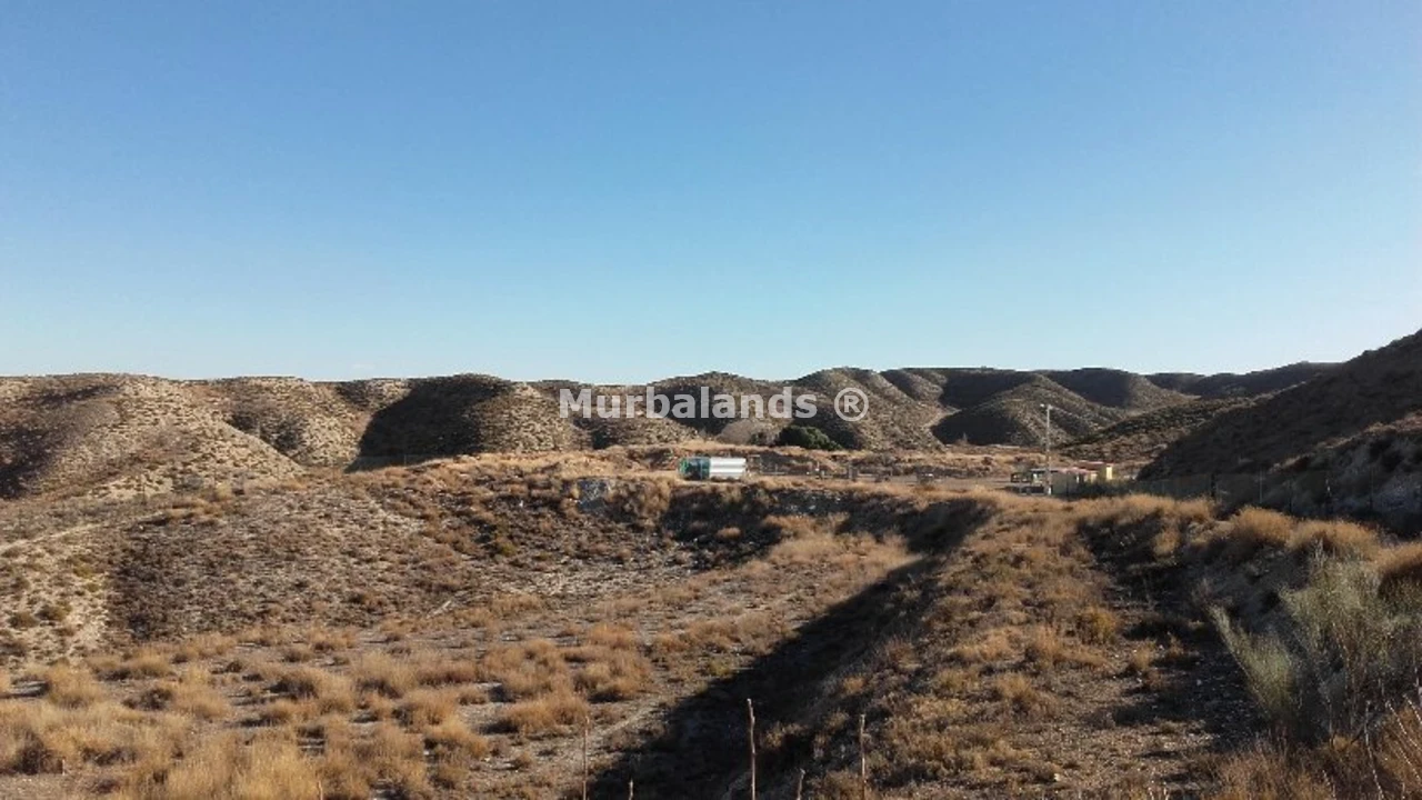 Foto de un terreno o una obra parada para mostrar en el detalle del inmueble