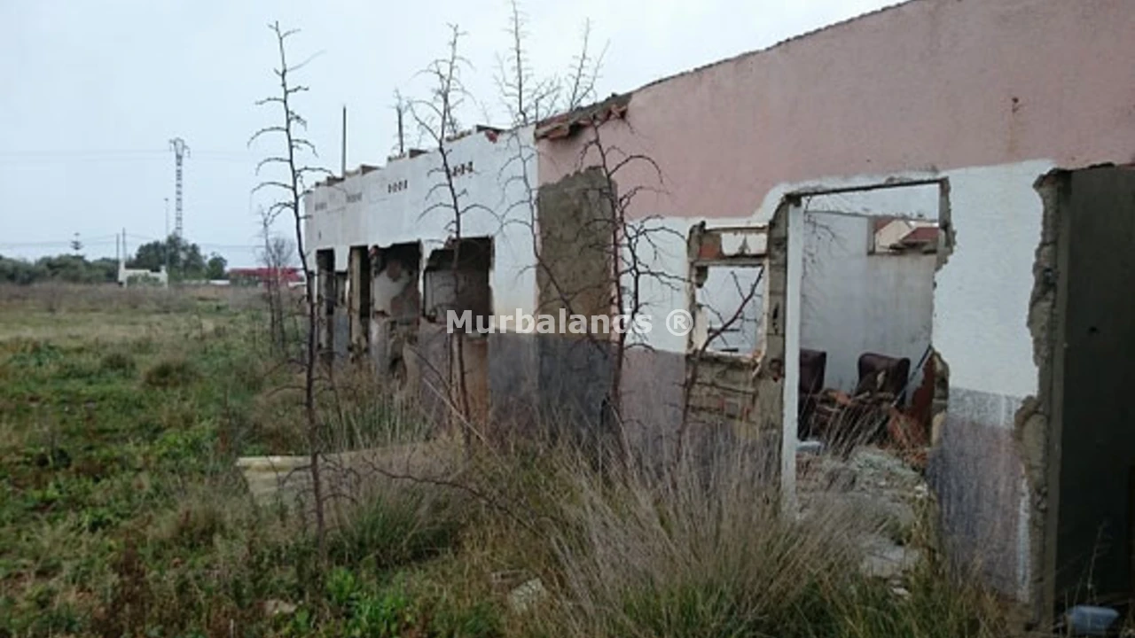 Foto de un terreno o una obra parada para mostrar en el detalle del inmueble