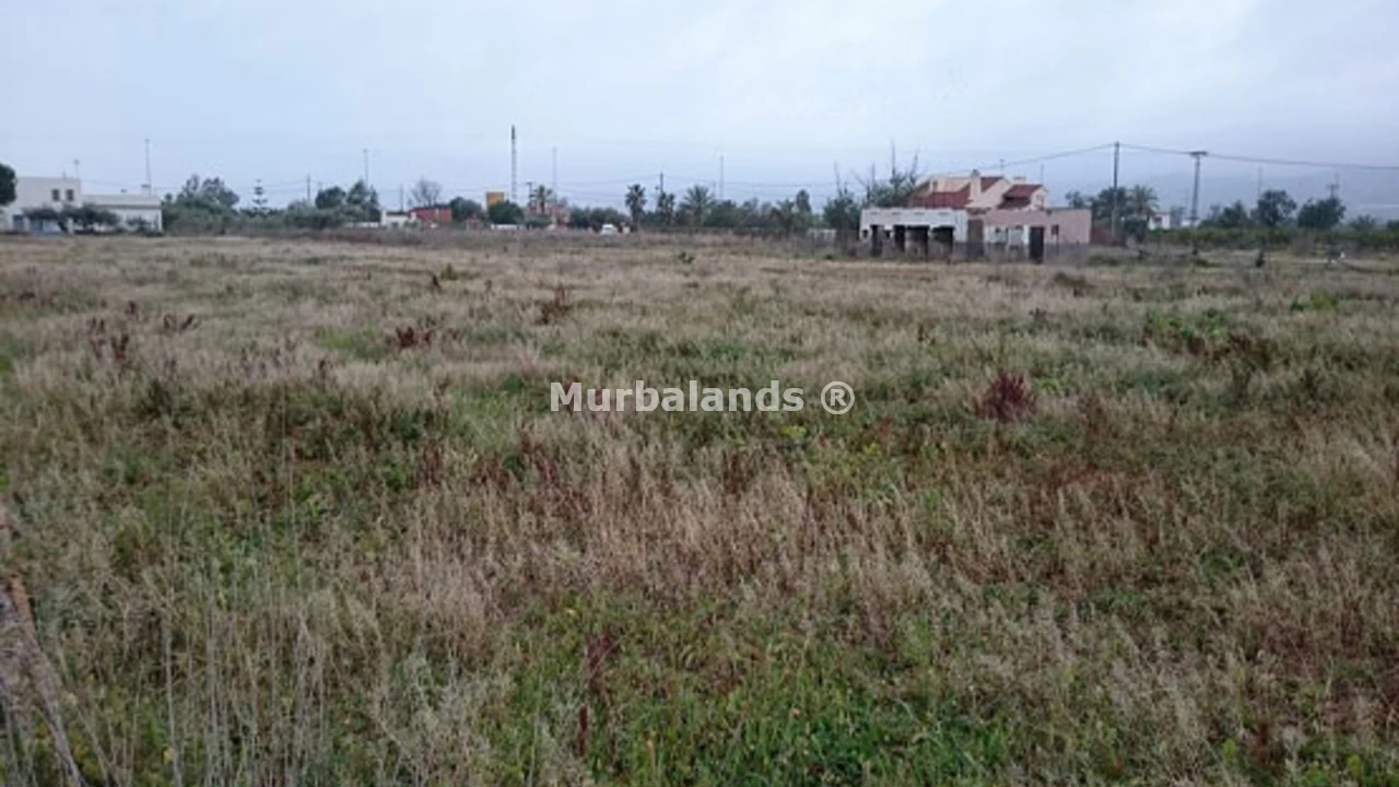 Foto de un terreno o una obra parada para mostrar en el detalle del inmueble