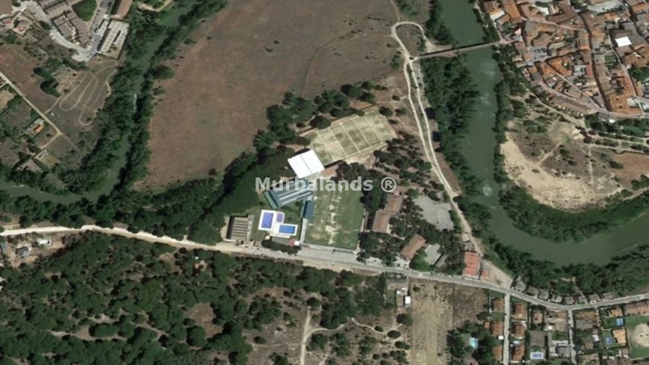 Foto de un terreno o una obra parada para mostrar en el detalle del inmueble