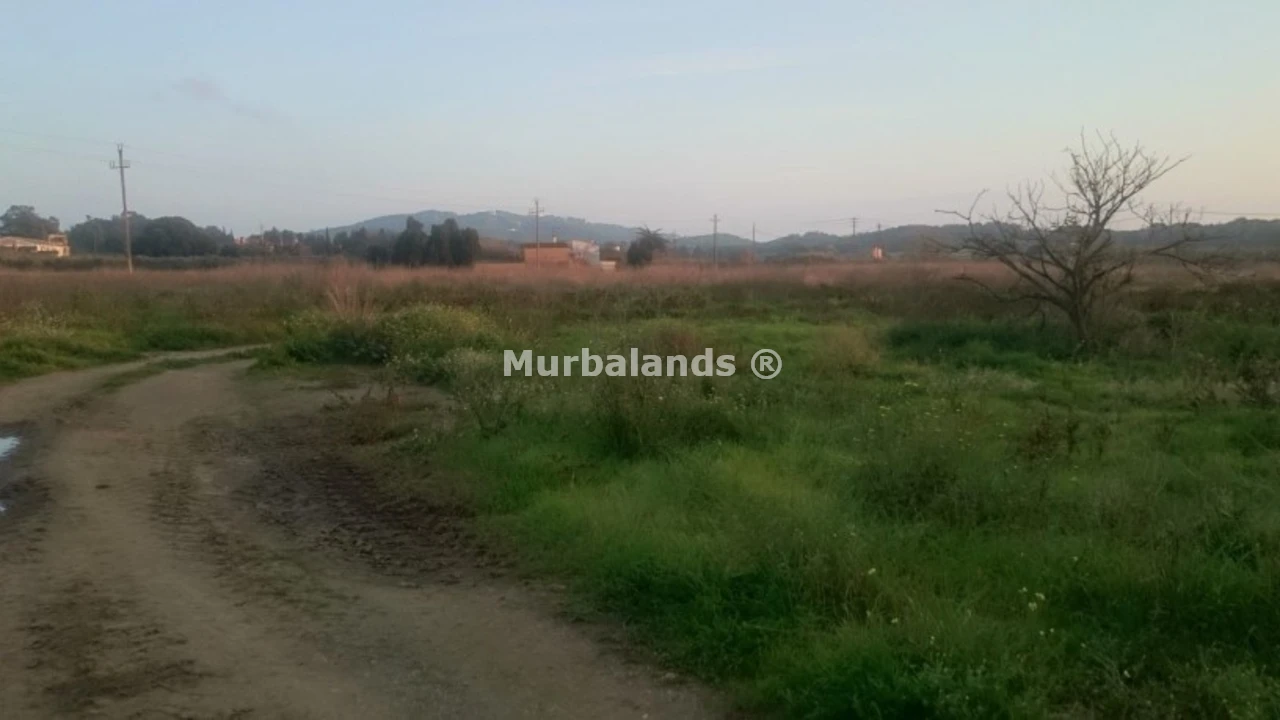 Foto de un terreno o una obra parada para mostrar en el detalle del inmueble