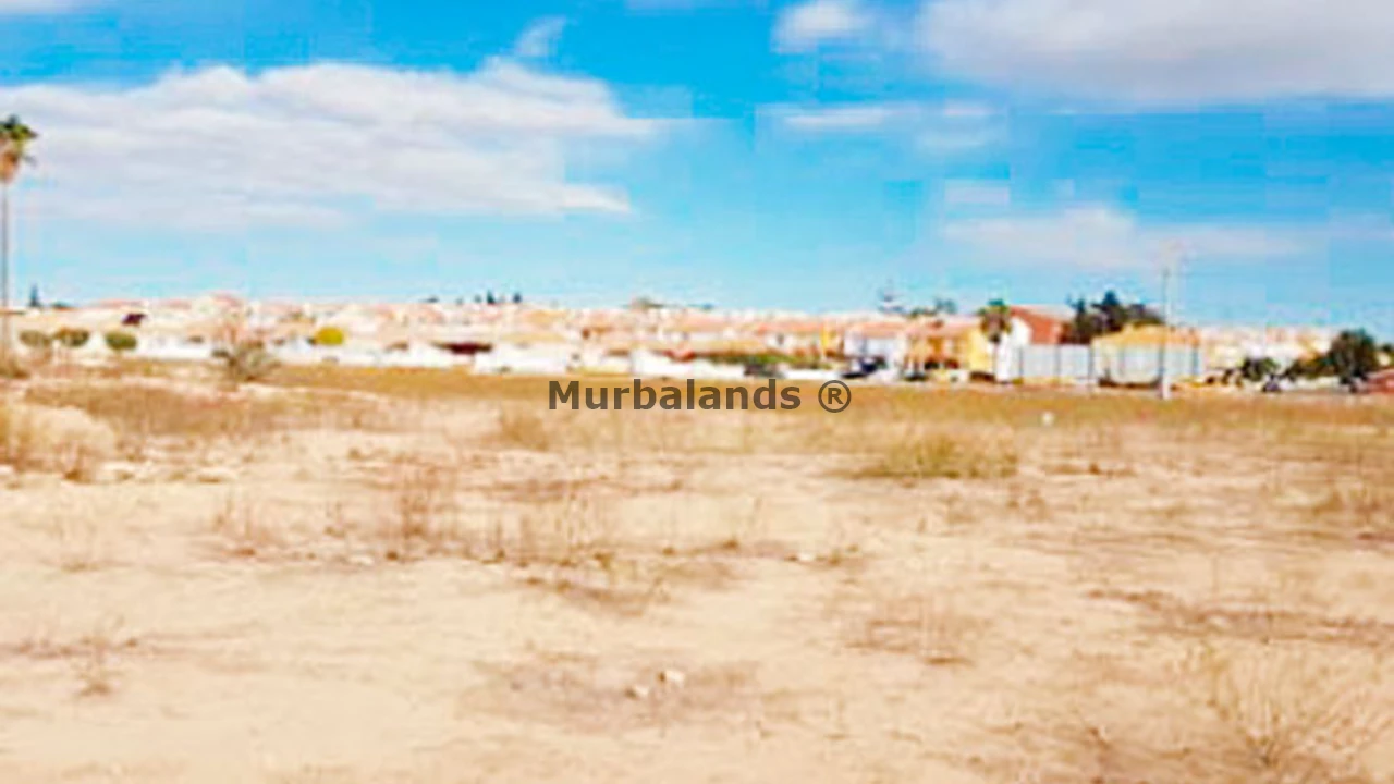 Foto de un terreno o una obra parada para mostrar en el detalle del inmueble
