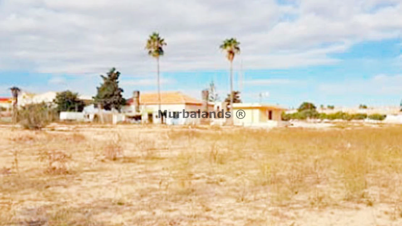 Foto de un terreno o una obra parada para mostrar en el detalle del inmueble