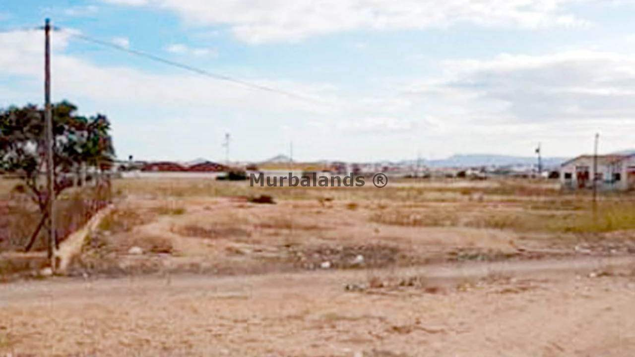 Foto de un terreno o una obra parada para mostrar en el detalle del inmueble