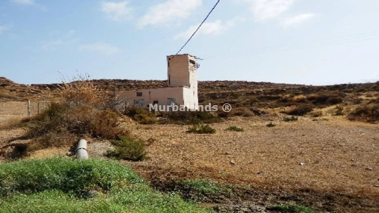 Foto de un terreno o una obra parada para mostrar en el detalle del inmueble