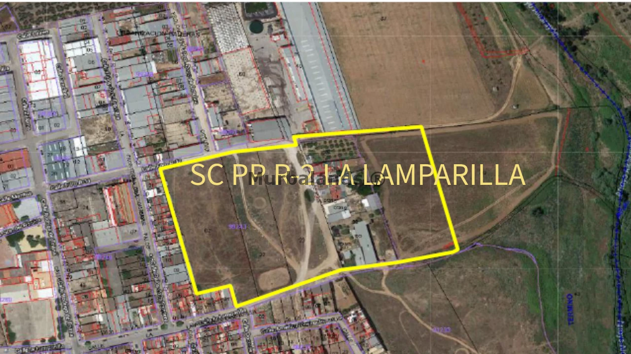 Foto de un terreno o una obra parada para mostrar en el detalle del inmueble