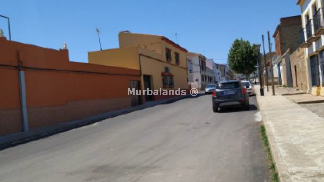 Foto de un terreno o una obra parada para mostrar en el detalle del inmueble