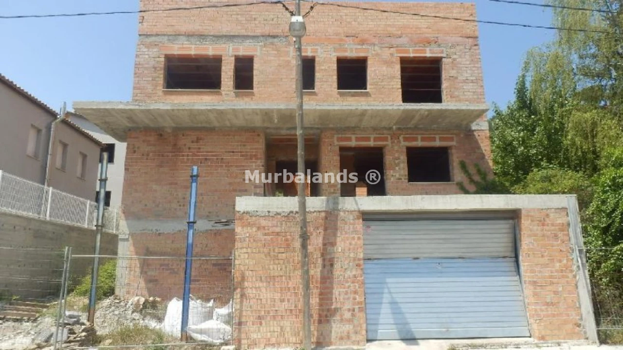 Foto de un terreno o una obra parada para mostrar en el detalle del inmueble