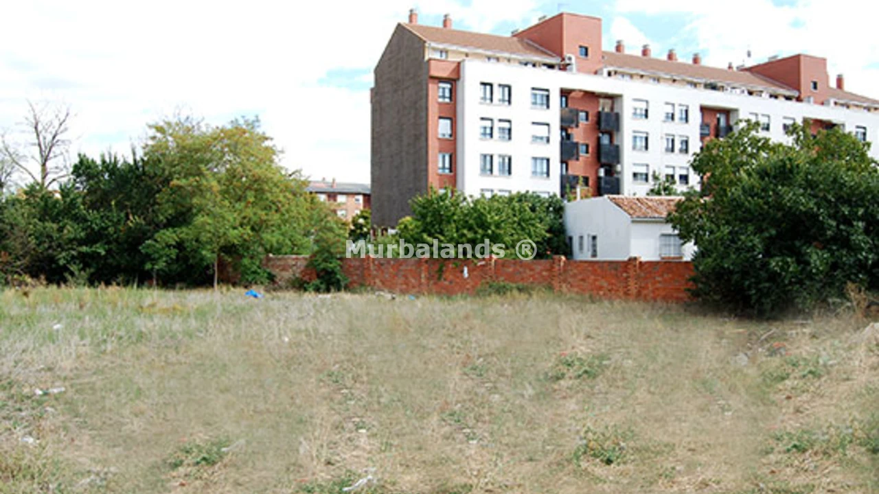 Foto de un terreno o una obra parada para mostrar en el detalle del inmueble