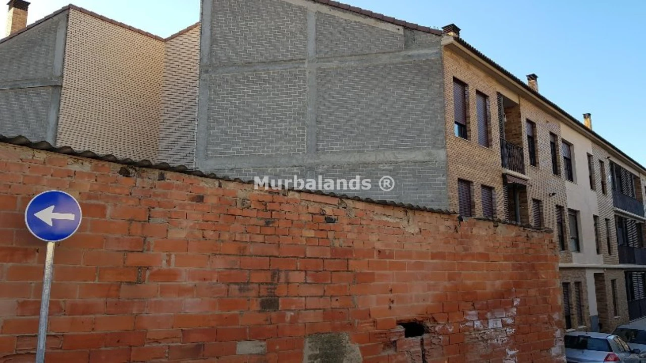 Foto de un terreno o una obra parada para mostrar en el detalle del inmueble