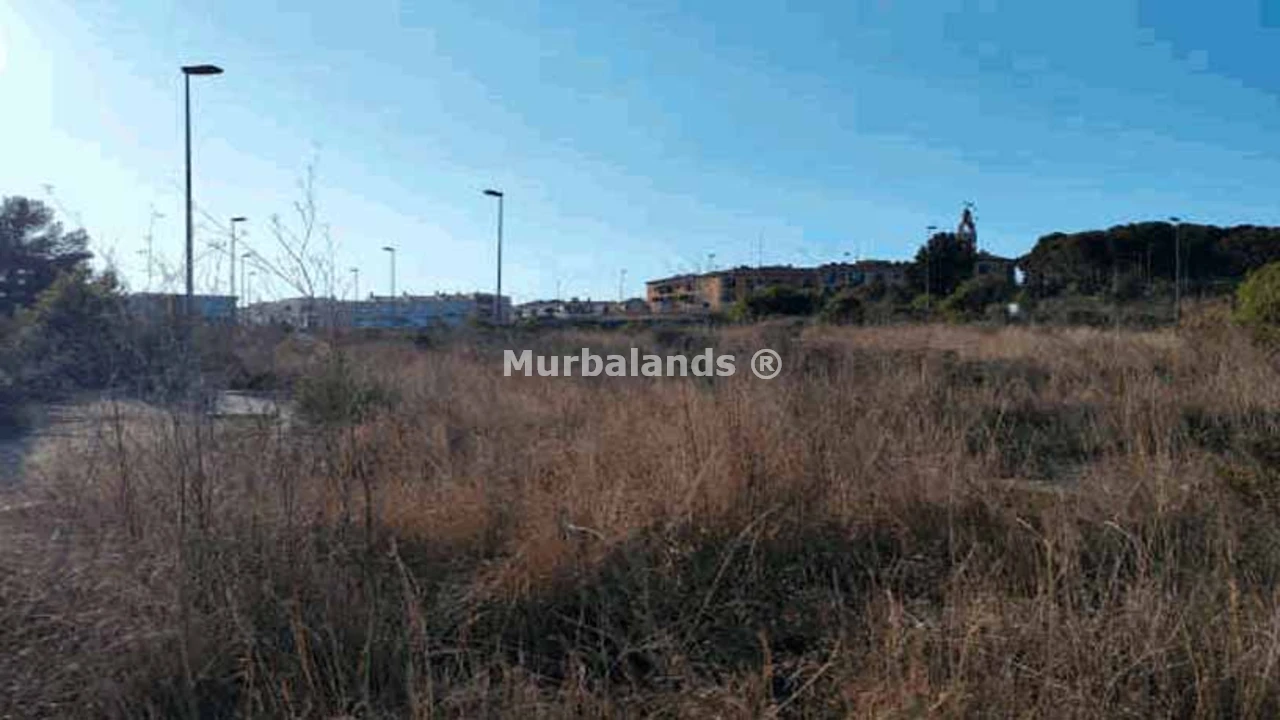 Foto de un terreno o una obra parada para mostrar en el detalle del inmueble