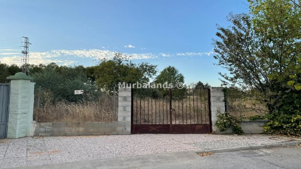 Foto de un terreno o una obra parada para mostrar en el detalle del inmueble