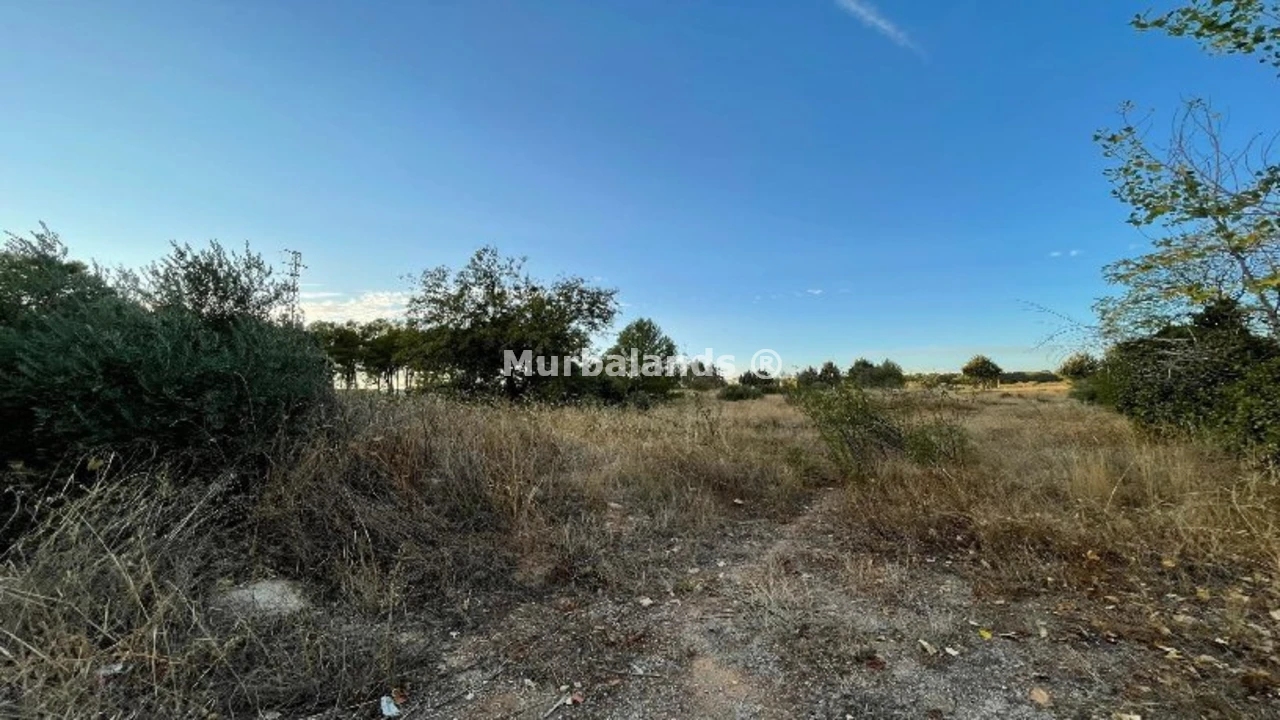 Foto de un terreno o una obra parada para mostrar en el detalle del inmueble
