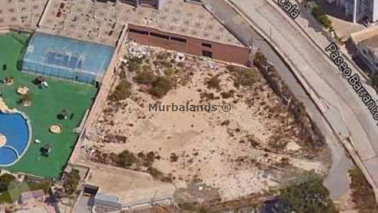 Foto de un terreno o una obra parada para mostrar en el detalle del inmueble