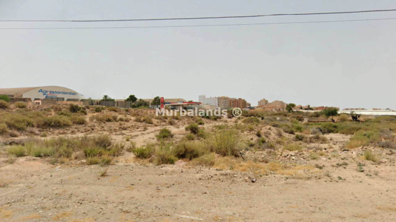Foto de un terreno o una obra parada para mostrar en el detalle del inmueble