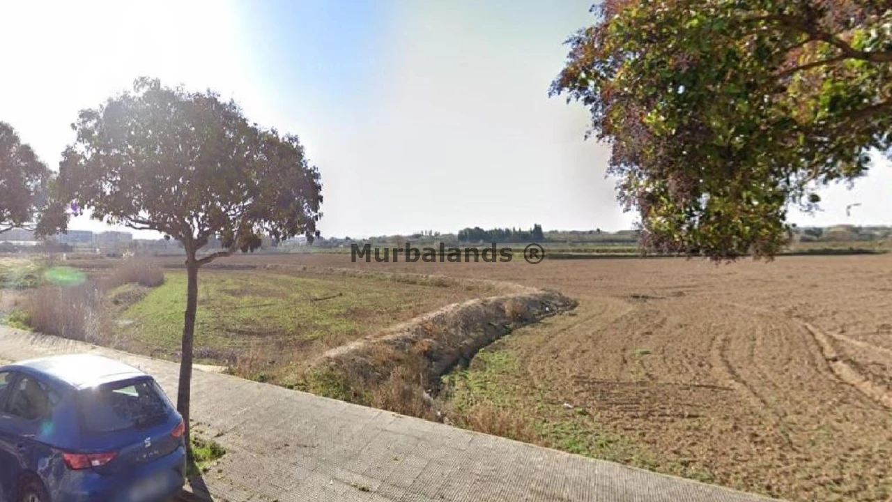 Foto de un terreno o una obra parada para mostrar en el detalle del inmueble