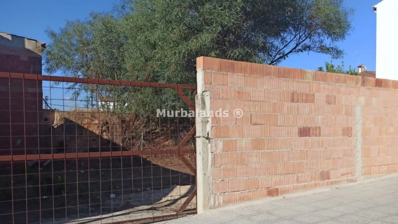 Foto de un terreno o una obra parada para mostrar en el detalle del inmueble