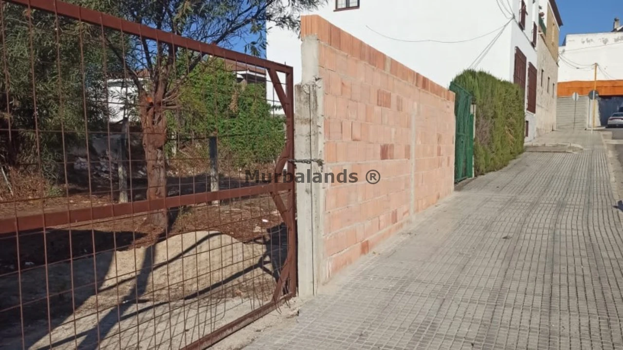 Foto de un terreno o una obra parada para mostrar en el detalle del inmueble