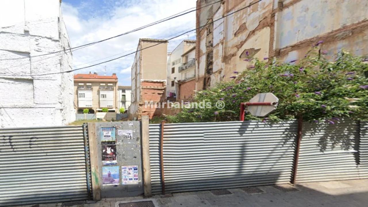 Foto de un terreno o una obra parada para mostrar en el detalle del inmueble