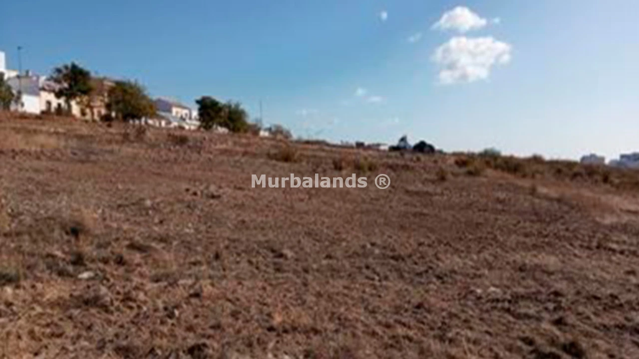 Foto de un terreno o una obra parada para mostrar en el detalle del inmueble
