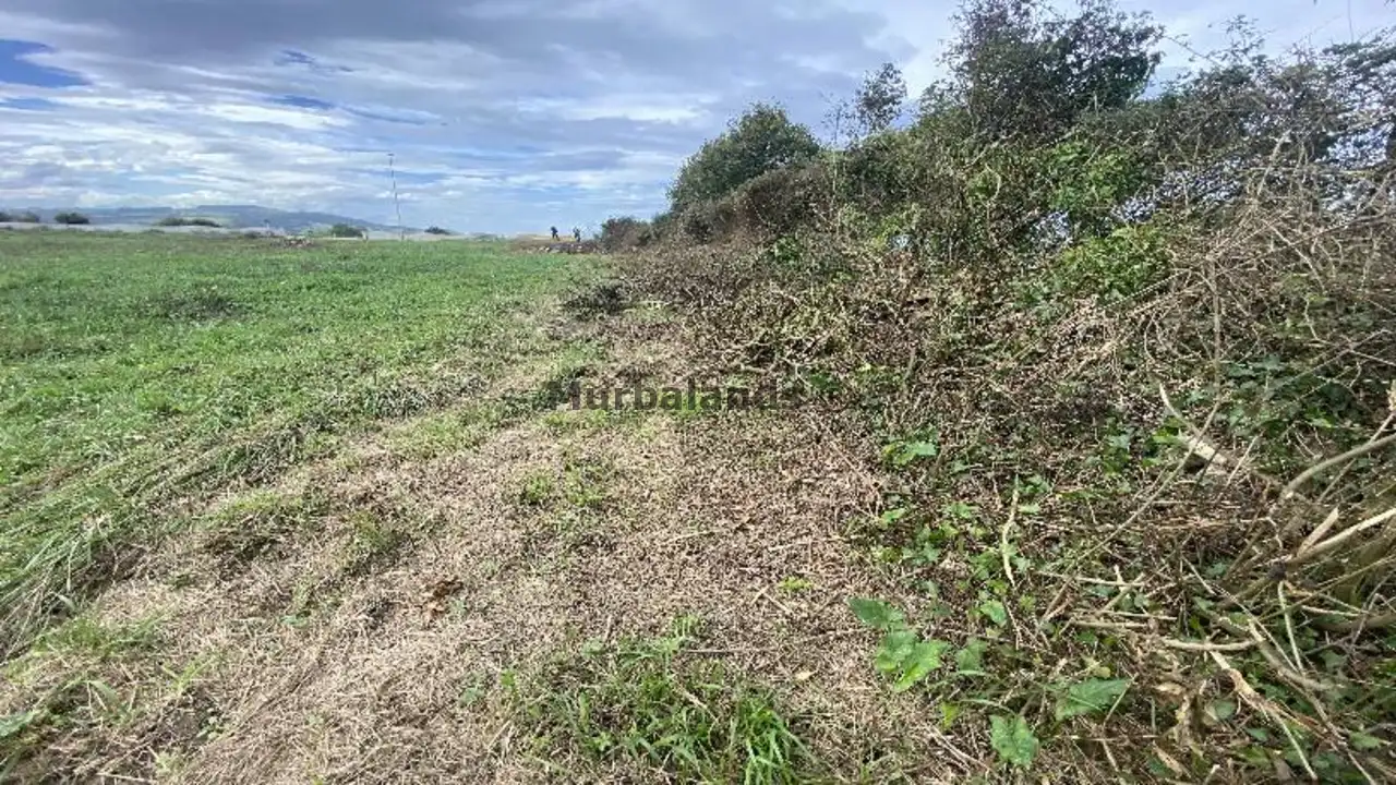 Foto de un terreno o una obra parada para mostrar en el detalle del inmueble