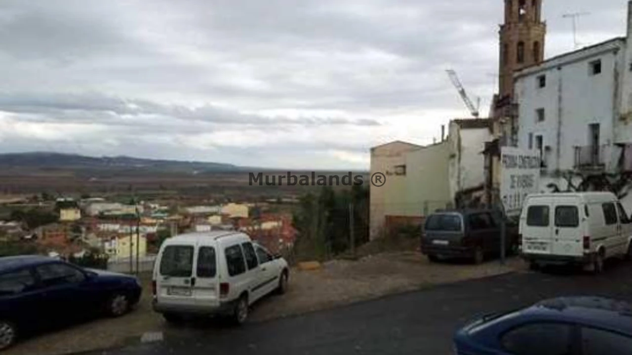 Foto de un terreno o una obra parada para mostrar en el detalle del inmueble