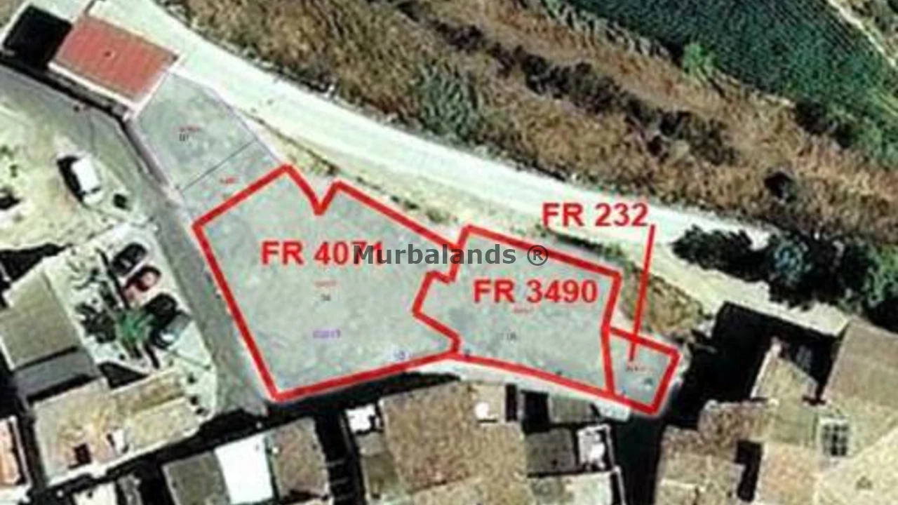 Foto de un terreno o una obra parada para mostrar en el detalle del inmueble