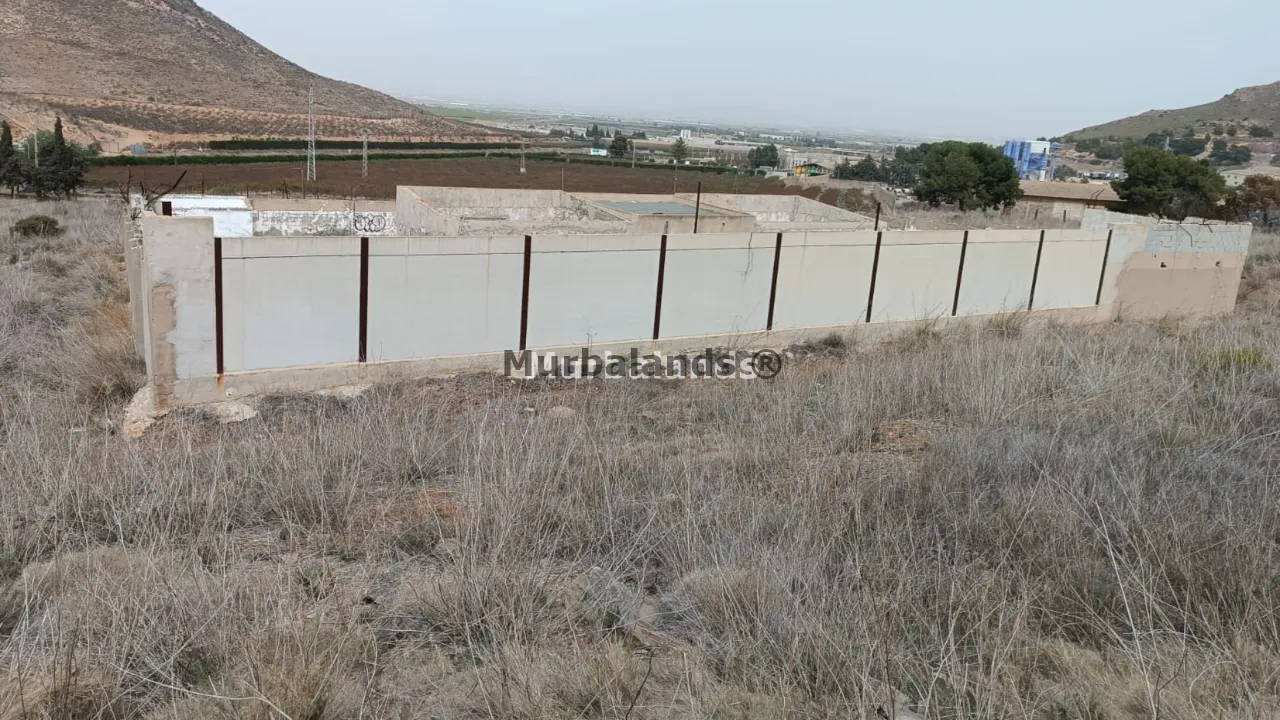 Foto de un terreno o una obra parada para mostrar en el detalle del inmueble