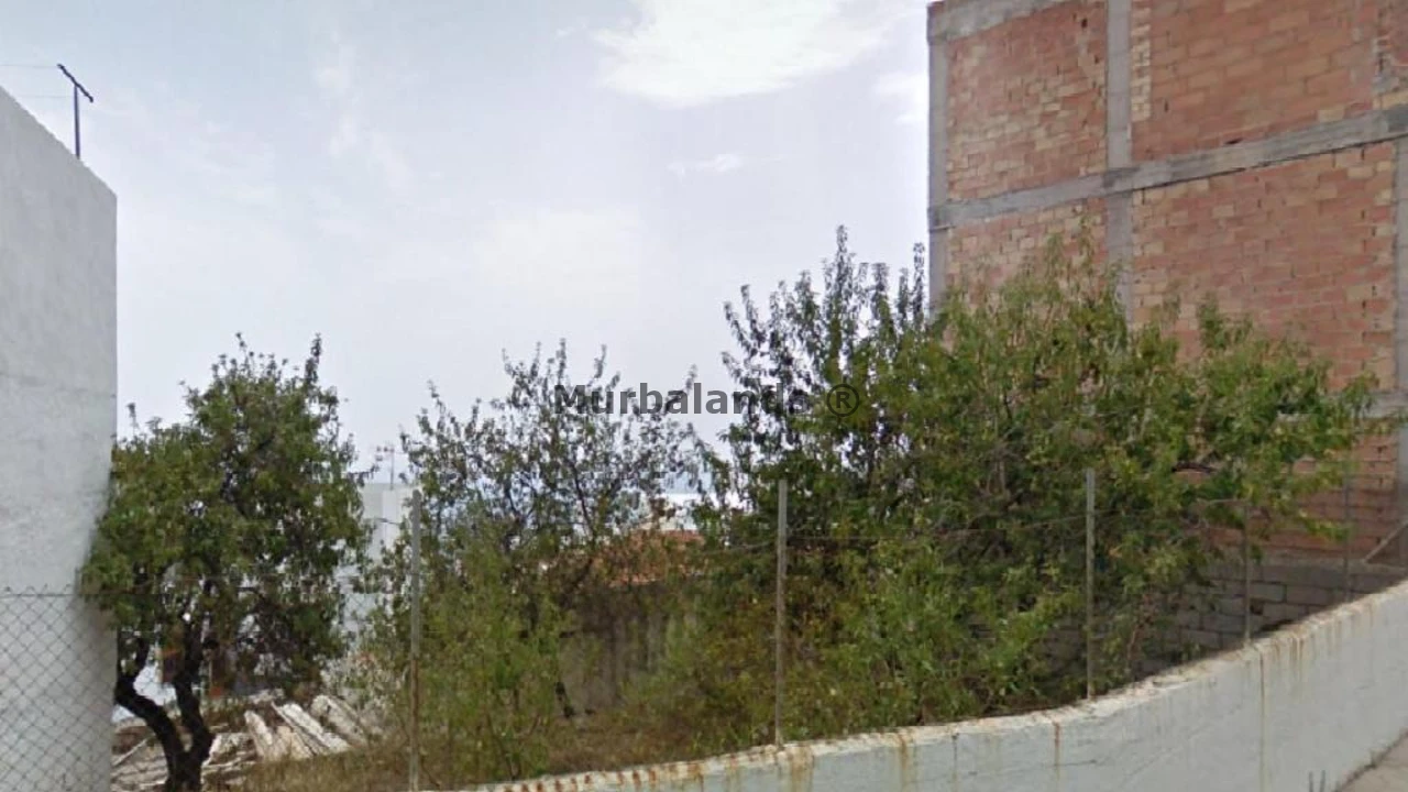 Foto de un terreno o una obra parada para mostrar en el detalle del inmueble