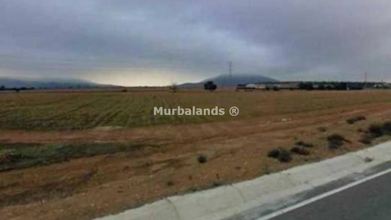 Foto de un terreno o una obra parada para mostrar en el detalle del inmueble