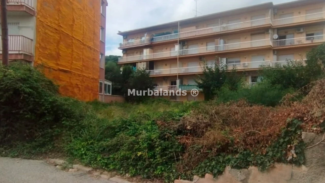 Foto de un terreno o una obra parada para mostrar en el detalle del inmueble