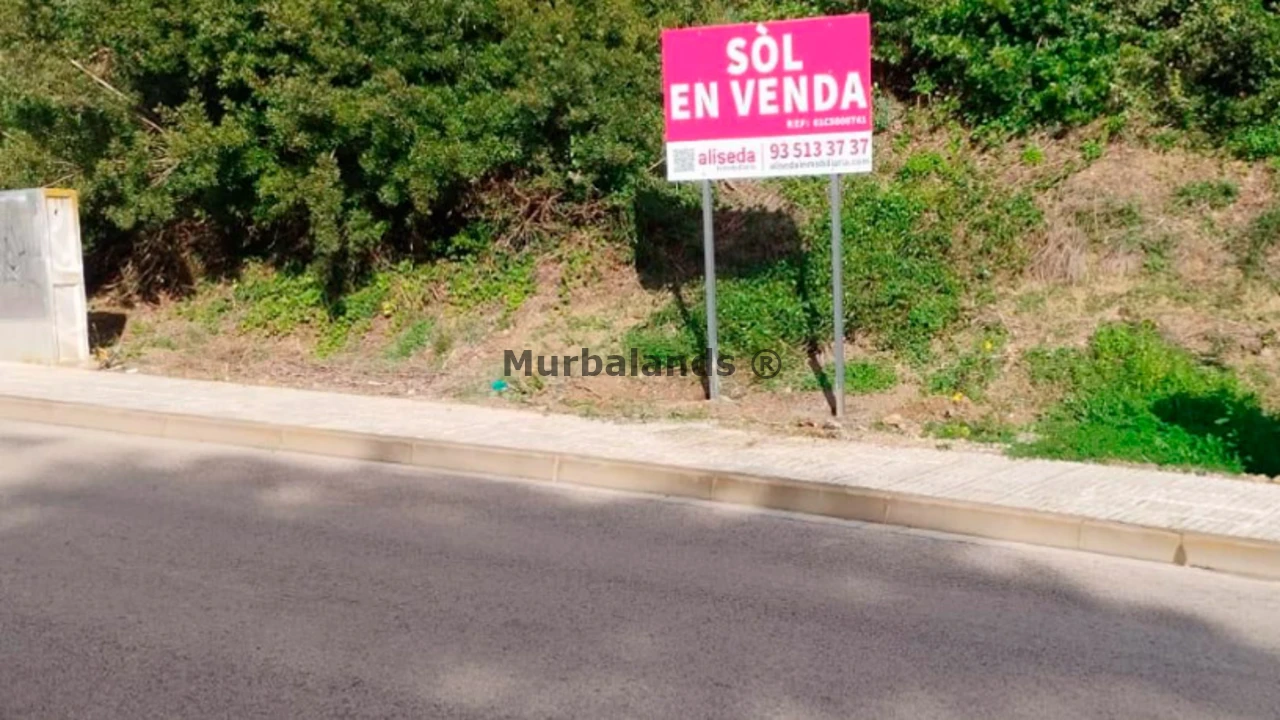 Terreno destacado